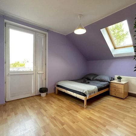Purple Room - Charming Place, 15 Minutes To Gdansk Old Town & 5 Minutes To Seaside المظهر الخارجي الصورة