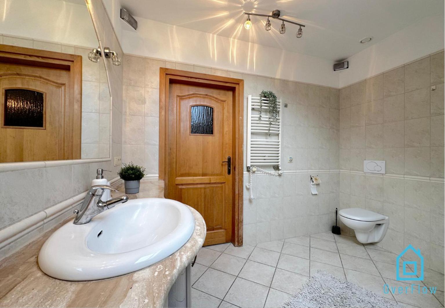 Purple Room - Charming Place, 15 Minutes To Gdansk Old Town & 5 Minutes To Seaside المظهر الخارجي الصورة